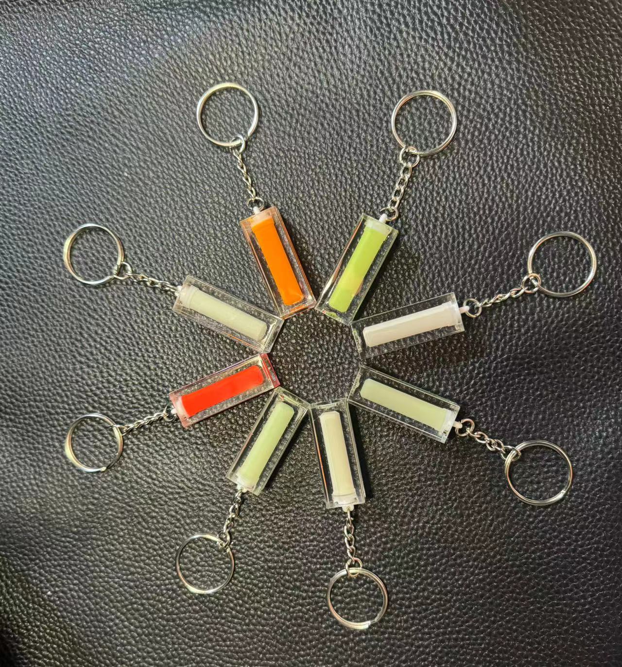 Nightglow Pendant, Key Bag Pen - огляд і ціна Tritium Gas Tube